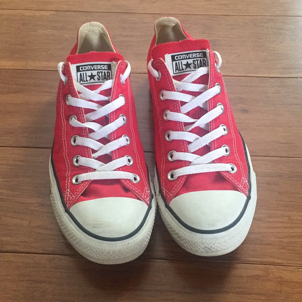 Red converse